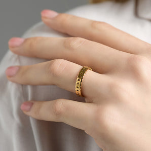 Liliana Ring